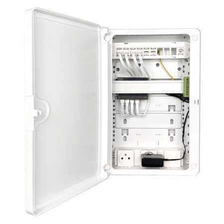 COMC004 - Coffret de communication serié 350 6 RJ45 Grade 3TV avec switch et porte