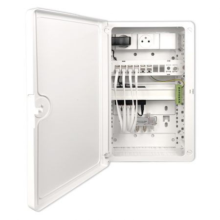 COMC004 - Coffret de communication serié 350 6 RJ45 Grade 3TV avec switch et porte