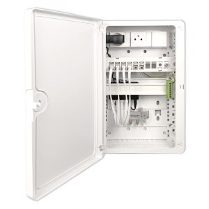 COMC004 - Coffret de communication serié 350 6 RJ45 Grade 3TV avec switch et porte